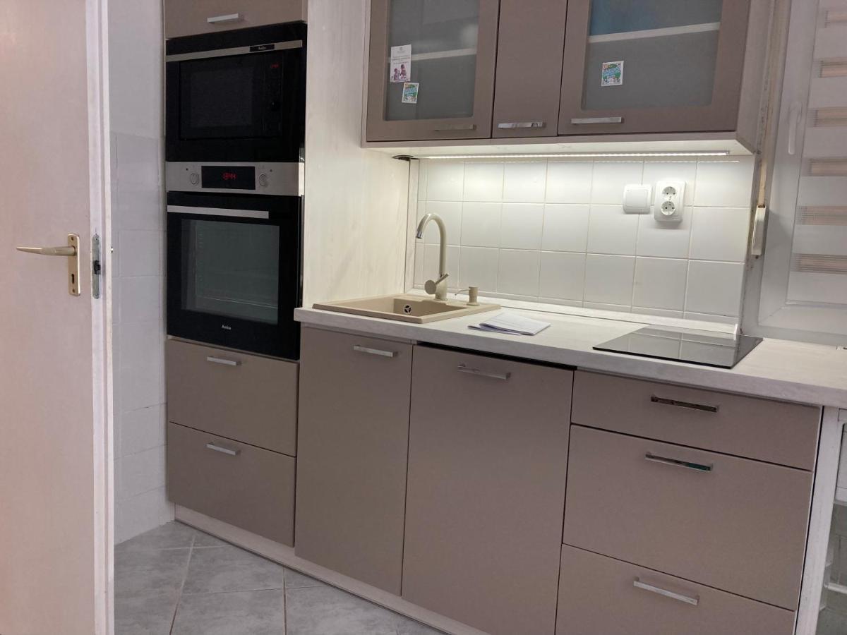 Siraly Apartman Balatonfuzfo Ngoại thất bức ảnh